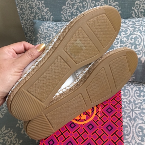 🚫SOLD🚫 New Tory Burch Perforated Espadrille 6.5 - Picture 6 of 6